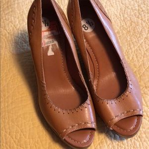 Nicole Wedge